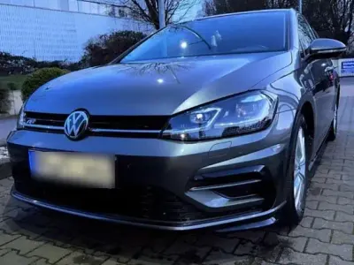Gebraucht VW Golf VII R-line 150 PS (110 kW) 2018 Grau Limousine