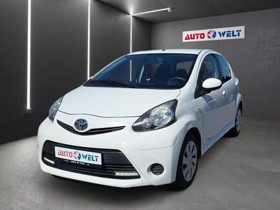 Usata Toyota Aygo Cool 68 CV (50 kW) 2014 Bianco Utilitaria