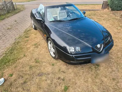 Gebraucht Alfa Romeo Spider 150 PS (110 kW) 2002 Schwarz Cabrio