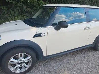 Gebraucht Mini ONE 75 PS (55 kW) 2012 Weiß Kleinwagen