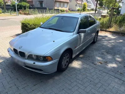 Gebraucht BMW 525 164 PS (120 kW) 2001 Silber Limousine