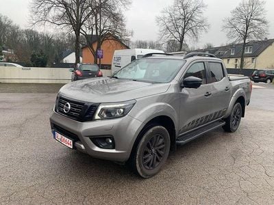 Grau Gebraucht 2019 Nissan Navara Abholung | 16.000 € (Teuer)