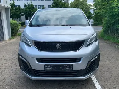 Gebraucht Peugeot Expert 95 PS (69 kW) 2017 Grau Van