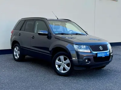 Gebraucht Suzuki Grand Vitara Comfort 169 PS (124 kW) 2011 Grau SUV