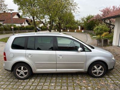 gebraucht VW Touran 2.0 TDI Highline Highline