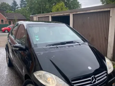 Gebraucht Mercedes A150 Avantgarde 95 PS (69 kW) 2005 Schwarz Kleinwagen