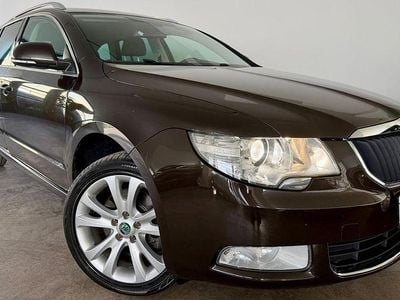 Gebraucht Skoda Superb Family 170 PS (125 kW) 2012 Braun Kombi
