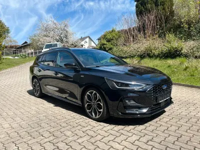 Gebraucht Ford Focus ST-Line X 155 PS (114 kW) 2025 Schwarz Limousine
