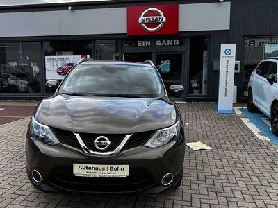 Gebraucht Nissan Qashqai Tekna 116 PS (85 kW) 2015 Braun SUV