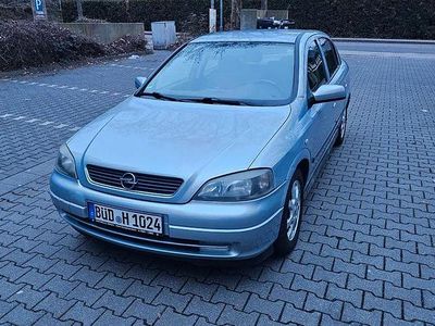 Gebraucht Opel Astra 101 PS (74 kW) 2003 Silber Limousine