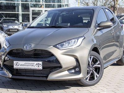 Usata Toyota Yaris Hybrid Comfort 116 CV (85 kW) 2025 Marrone Berlina