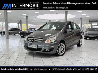 Gebraucht Mercedes B200 136 PS (100 kW) 2011 Grau Van / Kleinbus