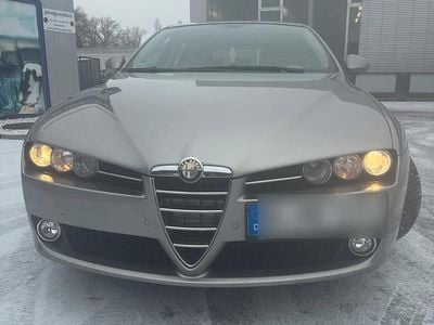 Gebraucht Alfa Romeo 159 160 PS (117 kW) 2008 Beige Coupé