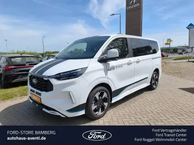 Usado Ford Tourneo Custom Sport 170 HP (125 kW) 2025 Branco Van