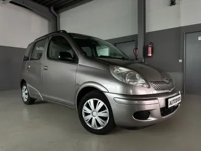 Gebraucht Toyota Yaris Verso Sol 84 PS (61 kW) 2004 Grau Van / Kleinbus
