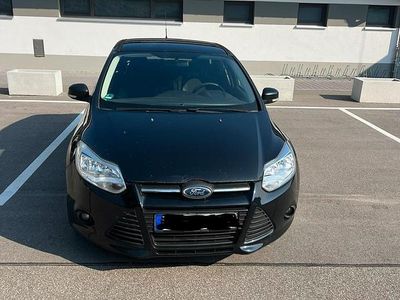 Gebraucht Ford Focus 116 PS (85 kW) 2011 Schwarz Limousine