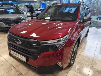 Neu Subaru Forester Exclusive+ 136 PS (100 kW) 2025 Rot SUV