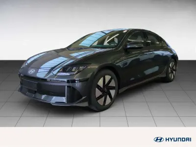 Gebraucht Hyundai Ioniq 6 Dynamiq 167 kW (228 PS) 2025 Nocturne gray metallic Limousine