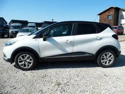 Gebraucht Renault Captur LIMITED Deluxe 131 PS (96 kW) 2019 Weiß SUV