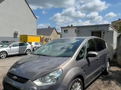 Gebraucht Ford S-MAX 163 PS (119 kW) 2012 Grau Van / Kleinbus
