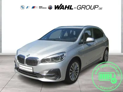 Gebraucht BMW 225 Active Tourer iPerformance 224 PS (164 kW) 2019 Silber Van / Kleinbus