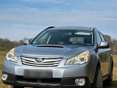 Gebraucht Subaru Outback 150 PS (110 kW) 2012 Grau Kombi