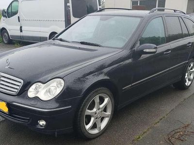 Mercedes C180