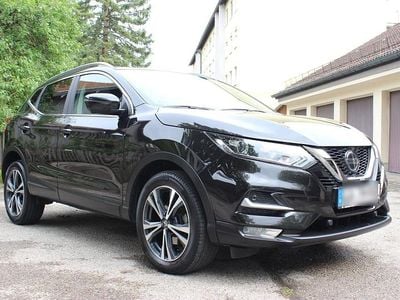 Gebraucht Nissan Qashqai 158 PS (116 kW) 2020 Schwarz SUV