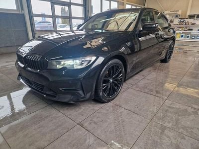 Gebraucht BMW 320 Sport Line 190 PS (139 kW) 2019 Schwarz Limousine