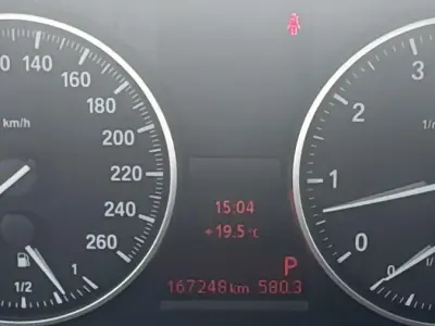 Używany BMW 320 170 KM (125 kW) 2009 Czarny Sedan/Limuzyna