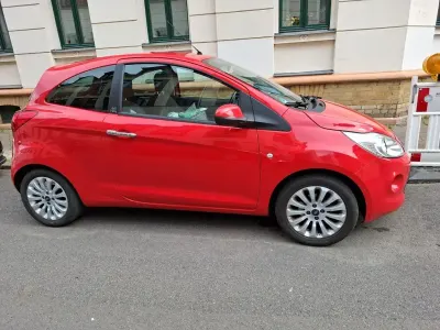 Gebraucht Ford Ka Titanium 69 PS (50 kW) 2011 Rot Kleinwagen