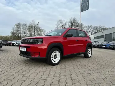 Usata Fiat Grande Panda Red 83 kW (113 CV) 2025 Rosso Utilitaria