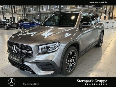 Grau Gebraucht 2022 Mercedes GLB200 AMG SUV | 35.900 € (Fairer Preis)