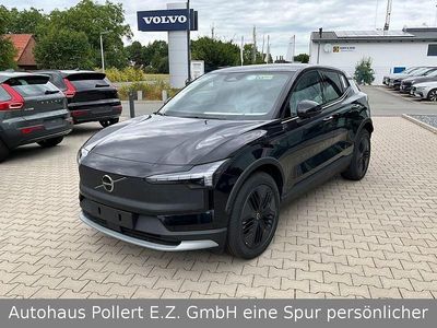 Neu Volvo EX30 CC Performance 314 kW (428 PS) 2025 Schwarz SUV