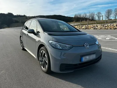 Gebraucht VW ID.3 110 kW (150 PS) 2021 Grau Kleinwagen
