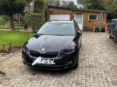 Gebraucht Skoda Octavia Premium Edition 150 PS (110 kW) 2020 Schwarz Kombi