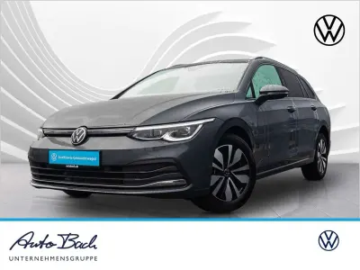 Gebraucht VW Golf VIII Move 131 PS (96 kW) 2023 Delfingrau metallic Kombi