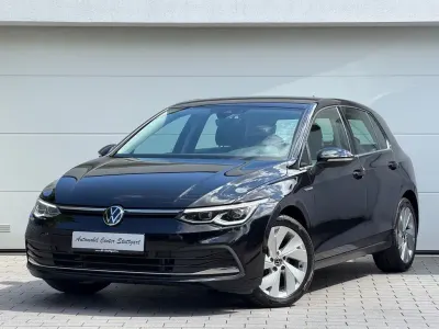 Gebraucht VW Golf VIII Style 150 PS (110 kW) 2023 Schwarz Limousine