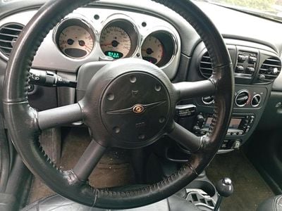 Schwarz Gebraucht 2004 Chrysler PT Cruiser Cabrio | 4.250 €