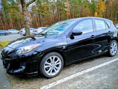Gebraucht Mazda 3 105 PS (77 kW) 2012 Schwarz Limousine