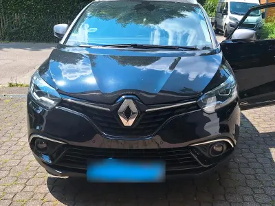 Gebraucht Renault Grand Scénic IV Bose Edition 132 PS (97 kW) 2018 Schwarz Van / Kleinbus