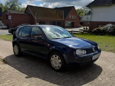 Gebraucht VW Golf IV 75 PS (55 kW) 2000 Blau Kleinwagen