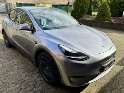 Occasion Tesla Model Y 378 kW (514 PK) 2023 Zilver SUV