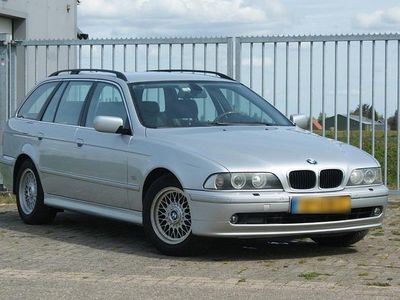 Second-hand BMW 530 193 CP (141 kW) 2002 Gri Break
