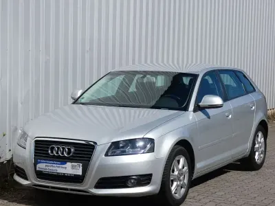 Gebraucht Audi A3 Sportback Ambiente 125 PS (91 kW) 2009 Silber Kleinwagen