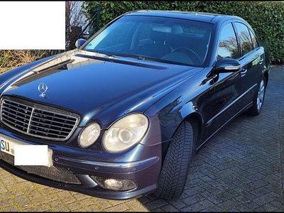 Gebraucht Mercedes E350 Avantgarde 272 PS (200 kW) 2005 Schwarz Limousine