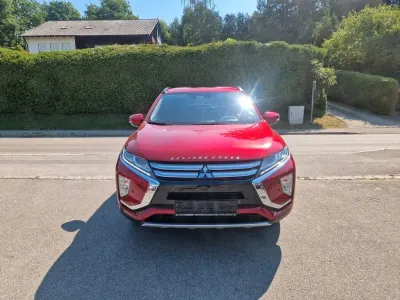Gebraucht Mitsubishi Eclipse Cross Top 163 PS (119 kW) 2019 Rot SUV