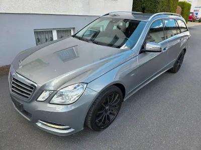 Gebraucht Mercedes E200 184 PS (135 kW) 2010 Grau Kombi