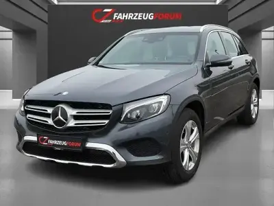 Używany Mercedes GLC220 170 KM (125 kW) 2016 Szary SUV