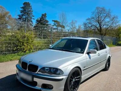 Gebraucht BMW 325 M Sport 192 PS (141 kW) 2000 Silber Limousine